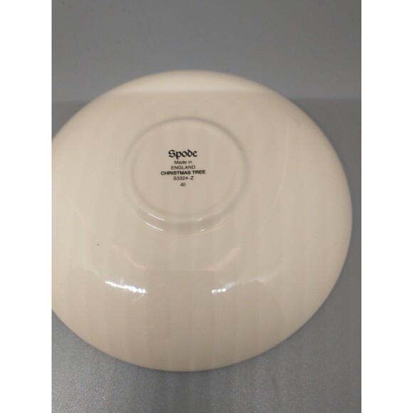 Spode Christmas Tree Saucers England set of 4 S3324-z Christmas 5 5/8" across - Picture 4 of 7